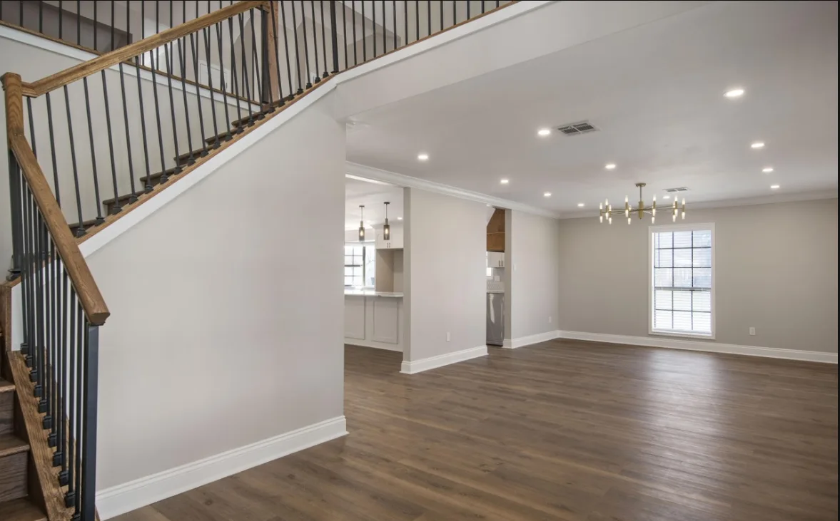 Screenshot 2026-01-03 141914 Gold Fixtures and Hardware Accents